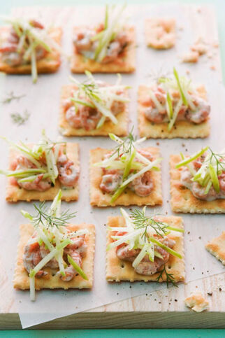 Krabbenkräcker mit Apfel Krabbenkräcker mit Apfel