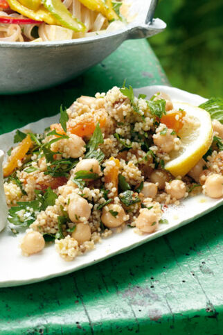 Couscoussalat mit Kichererbsen Couscoussalat mit Kichererbsen