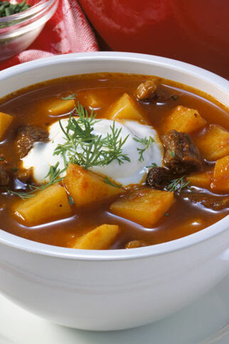 Pikante Gulaschsuppe Pikante Gulaschsuppe