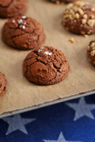 Cayucos-Cookies – Schokoladenkekse mit Erdnusssplittern Cayucos-Cookies – Schokoladenkekse mit Erdnusssplittern