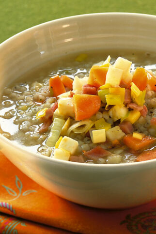 Graupensuppe mit Speck Graupensuppe mit Speck