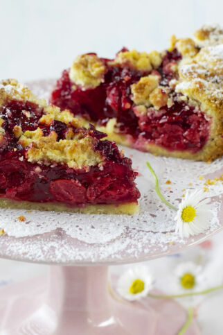 Kirschkuchen mit Streuseln Kirschkuchen mit Streuseln