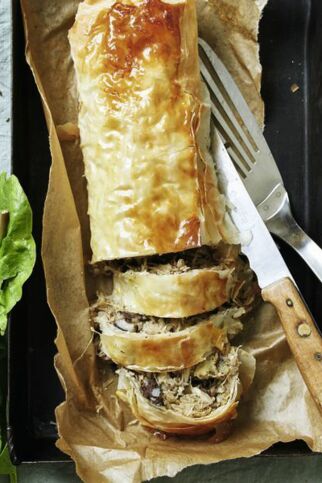 Strudel mit Blut- und Leberwurst Strudel mit Blut- und Leberwurst