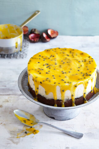 Maracuja-Eistorte mit Kastanienmehl Maracuja-Eistorte mit Kastanienmehl