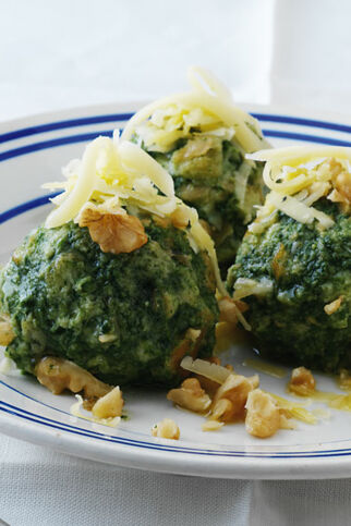 Tiroler Spinatknödel Tiroler Spinatknödel