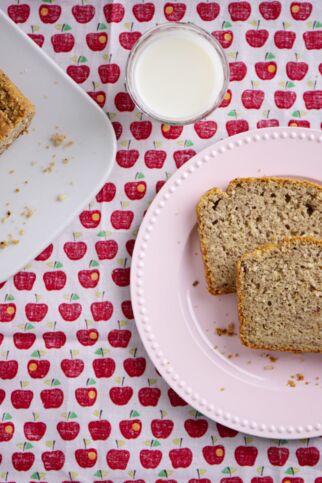 Apple-Bread Apple-Bread