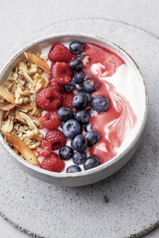 Kokos-Smoothie-Bowl Kokos-Smoothie-Bowl