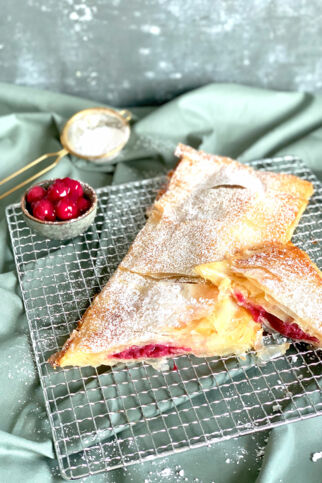 Kirsch-Marzipan-Strudel Kirsch-Marzipan-Strudel