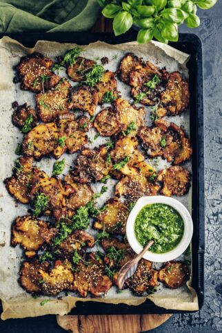 Blechkartoffeln mit Pesto Blechkartoffeln mit Pesto