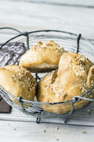 Goldene Sonntagsbroetchen Goldene Sonntagsbroetchen