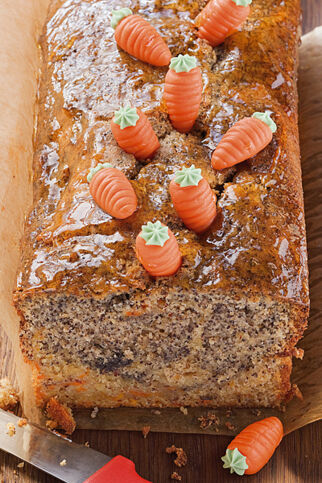 Möhren-Mohn-Cake Möhren-Mohn-Cake