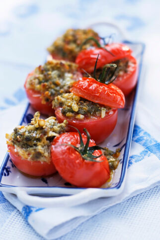 Ofentomaten mit Kräuterhaube Ofentomaten mit Kräuterhaube