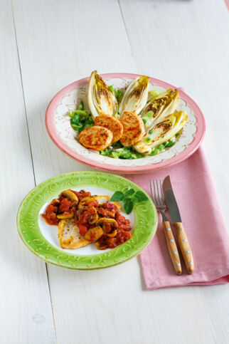 Paprika-Medaillons mit gebratenem Chicorée Paprika-Medaillons mit gebratenem Chicorée