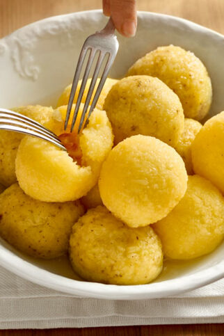 Gekochte Kartoffelknödel Gekochte Kartoffelknödel