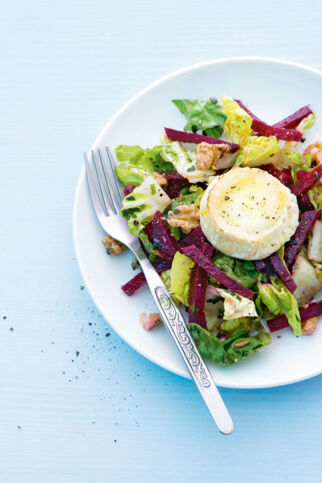 Rote-Bete-Salat mit Gratiniertem Ziegenkäse Rote-Bete-Salat mit Gratiniertem Ziegenkäse