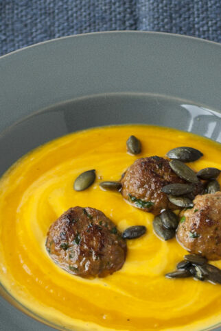 Kürbis-Süßkartoffel-Suppe Kürbis-Süßkartoffel-Suppe