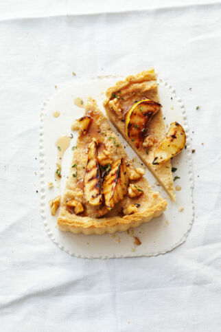 Tarte mit Birnen und Nusskäse Tarte mit Birnen und Nusskäse