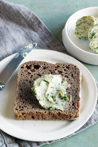 Kräuterbutter-Rolle Kräuterbutter-Rolle