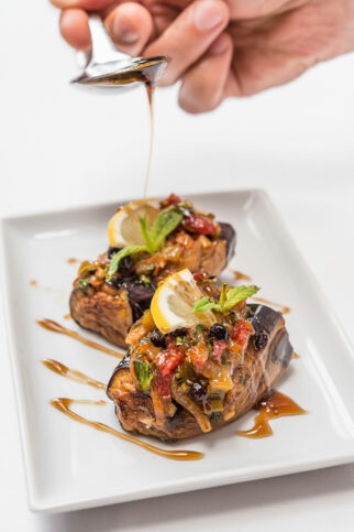 GEFÜLLTE AUBERGINEN GEFÜLLTE AUBERGINEN