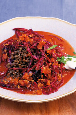 Curry-Linsen-Rotkohl mit Ingwer-Raïta Curry-Linsen-Rotkohl mit Ingwer-Raïta