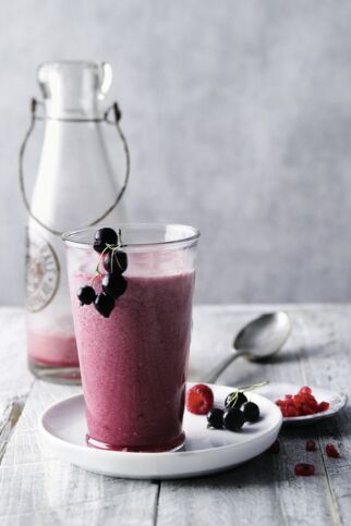 Black Fire In The Storm mit Beeren, Granatapfel und Acai Black Fire In The Storm mit Beeren, Granatapfel und Acai