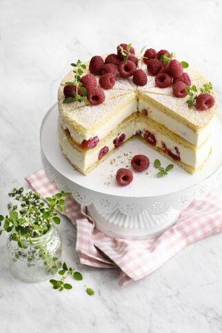 Torte Himbeerli mit Lemon Curd Torte Himbeerli mit Lemon Curd