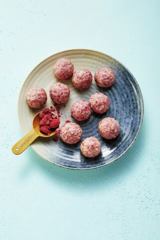 Milchreis-Bällchen mit Himbeeren Milchreis-Bällchen mit Himbeeren