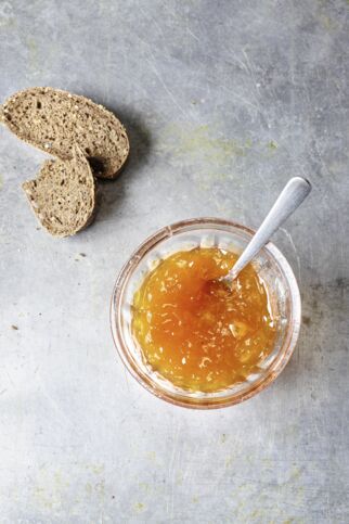 Aprikosen-Gewürz-Marmelade Aprikosen-Gewürz-Marmelade