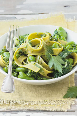 Bandnudeln mit Gemüse Bandnudeln mit Gemüse