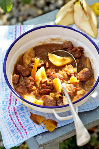 Wildschweingulasch mit Quitten Wildschweingulasch mit Quitten