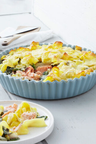 Nudelgratin mit Lachs und Mangold Nudelgratin mit Lachs und Mangold