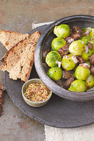 Rosenkohl-Maronen-Salat Rosenkohl-Maronen-Salat