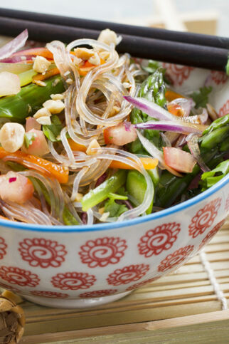 Glasnudelsalat mit Gemüse Glasnudelsalat mit Gemüse