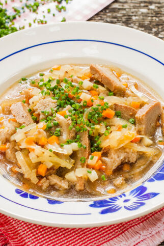 Bayerische Brotsuppe Bayerische Brotsuppe