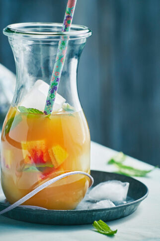 Eistee-Pfirsich-Punsch Eistee-Pfirsich-Punsch