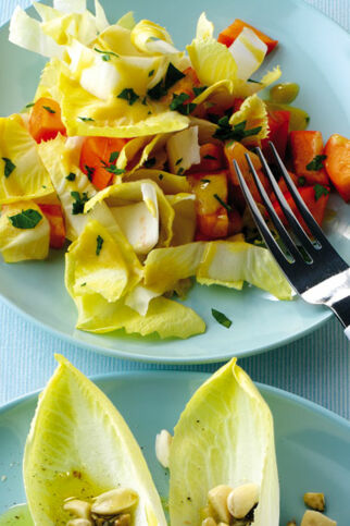 Chicoréesalat mit Sharon Chicoréesalat mit Sharon