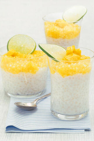 Kokospudding mit Mango Kokospudding mit Mango