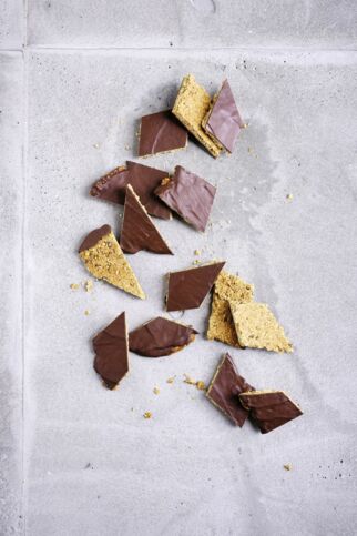 Buchweizenbruch mit Kaffee Buchweizenbruch mit Kaffee