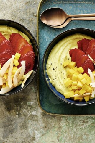 Avocado-Kurkuma-Smoothie-Bowl Avocado-Kurkuma-Smoothie-Bowl