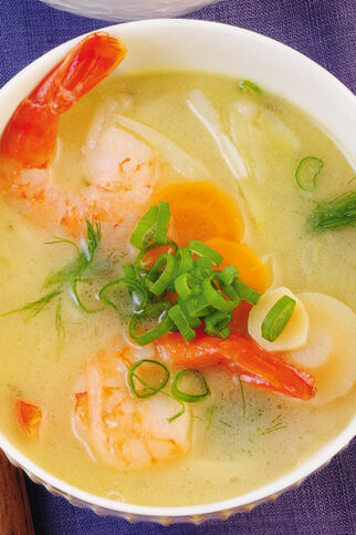 Kokossuppe mit Garnelen Kokossuppe mit Garnelen