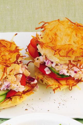 Rösti-Burger mit Apfel-Feta-Tatar Rösti-Burger mit Apfel-Feta-Tatar