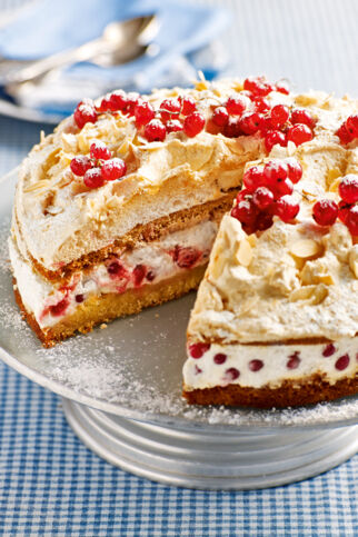 Johannisbeer-Torte mit Ingwerbaiser Johannisbeer-Torte mit Ingwerbaiser