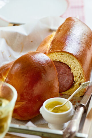 Wurst im Briochemantel Wurst im Briochemantel