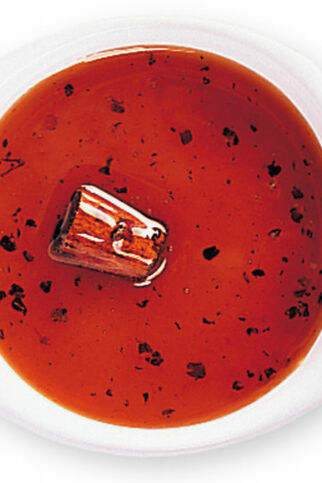 Orangensirup mit Kardamom und Zimt Orangensirup mit Kardamom und Zimt