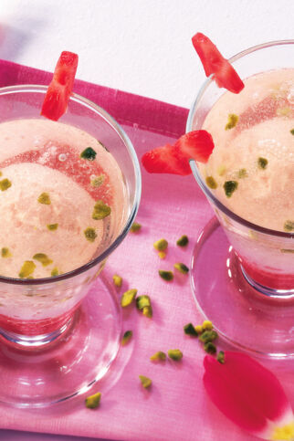 Erdbeerherzen in Champagner Erdbeerherzen in Champagner