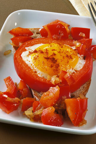 Spiegelei im Paprikanest Spiegelei im Paprikanest