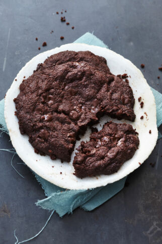 Triple-Chocolate-Cookies Triple-Chocolate-Cookies