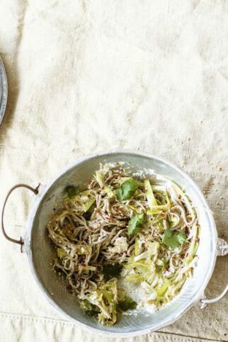 Limetten-Lauch mit Soba-Nudeln Limetten-Lauch mit Soba-Nudeln