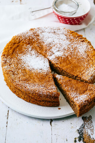 Nusskuchen mit Äpfeln Nusskuchen mit Äpfeln