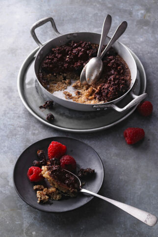 Quinoa-Auflauf mit Kaffee und Gewürzen Quinoa-Auflauf mit Kaffee und Gewürzen